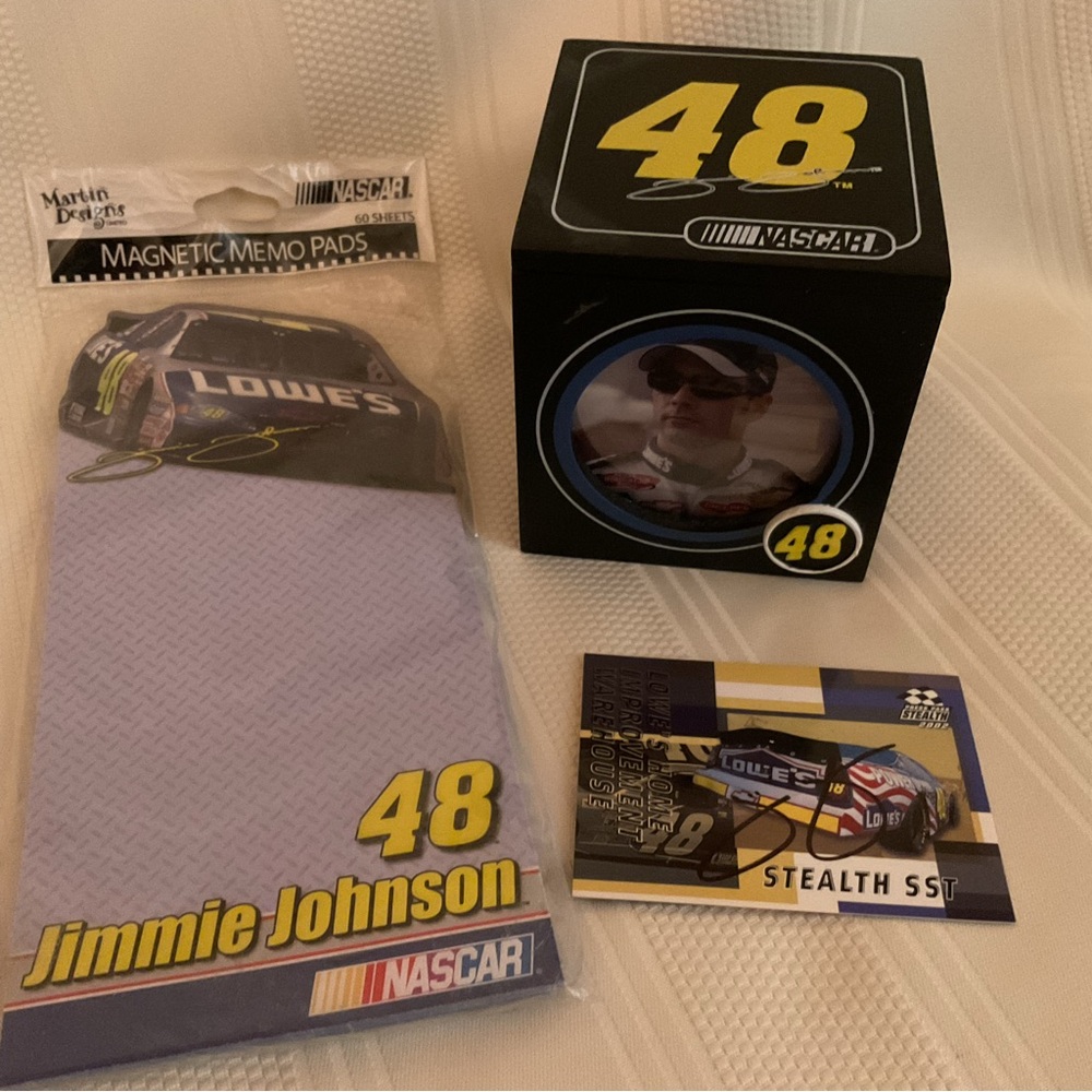 NASCAR Lot of 3 Jimmie Johnson #48 Signed Card
Note Pad